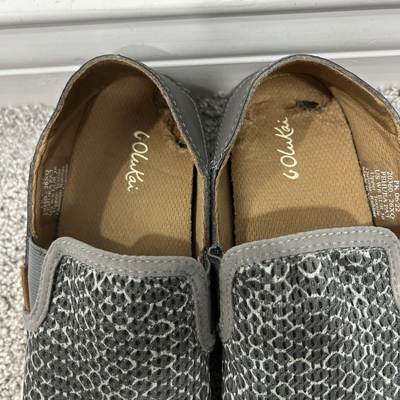OluKai Women's Size‎ 6 Pehuea Pa 'i Slip-On Sneaker Casual Comfort Shoes Walking - Picture 3 of 7